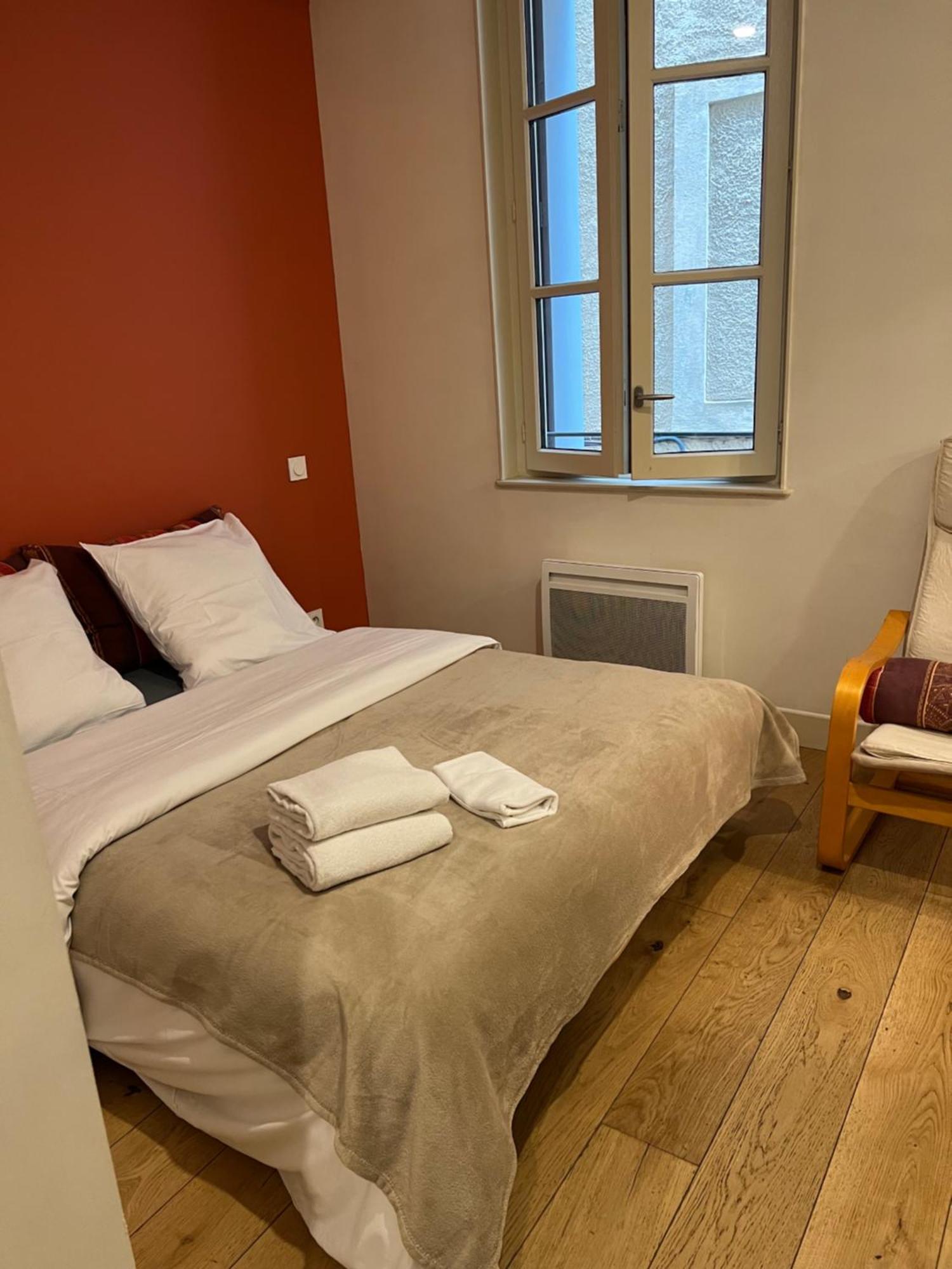 Appartamento Centre Historique Rue Saint Guilhem Montpellier Esterno foto